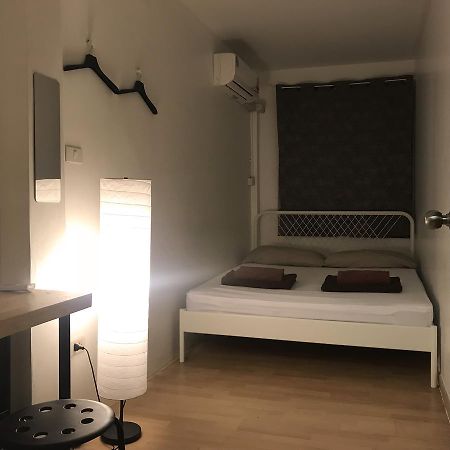 Once In Bangkok With Me Guesthouse Esterno foto